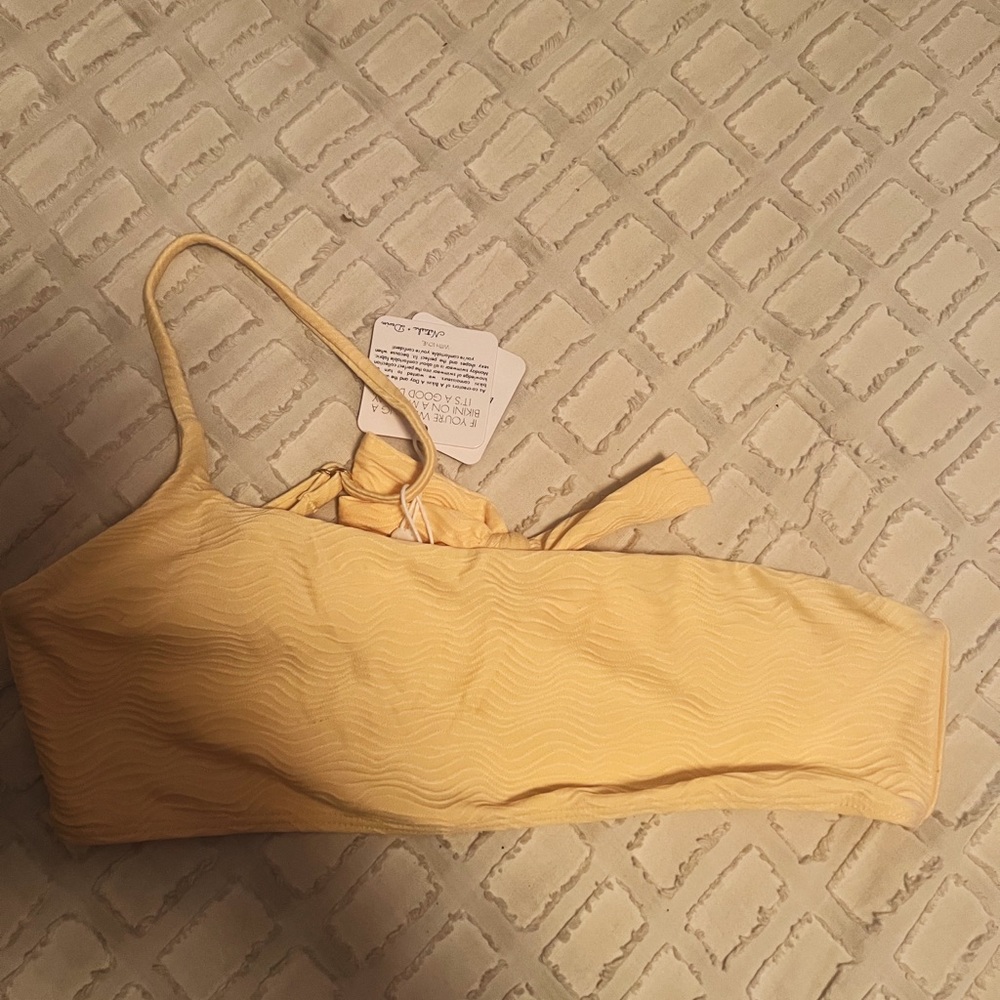 Top too small for me! Beautiful one piece suit